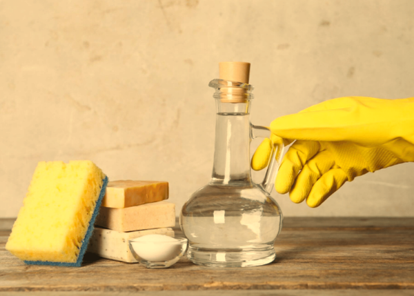 Discover the Magic of Cleaning Vinegar – Your Sustainable Solution to a Sparkling Home!